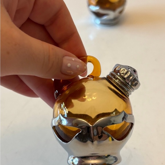 Collectable Vintage Art Deco Amber Farber Bros Salt/Pepper Shakers - Picture 6 of 9